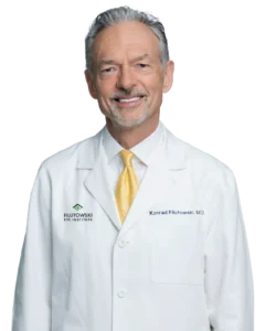 Dr Konrad Filutowski